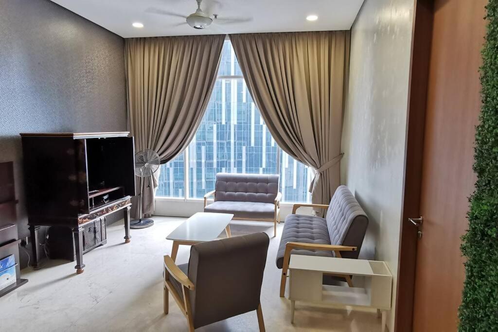 Kl Tower View 3room 2bath 1free Parking Klcc Pangsapuri *